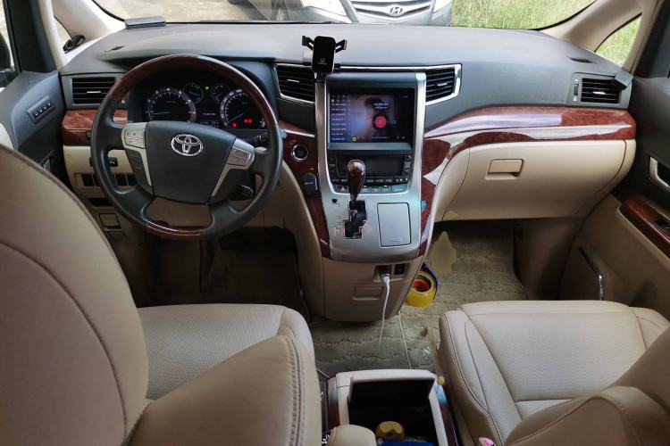 Used Toyota Alphard 2011 3.5L Luxury Edition Center Console