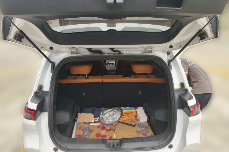 Used AION Y 2021 70 Enjoy Edition Trunk