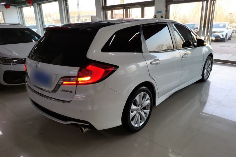 Used Honda Jade 2017 1.8L automatic Comfort version 5 seats
