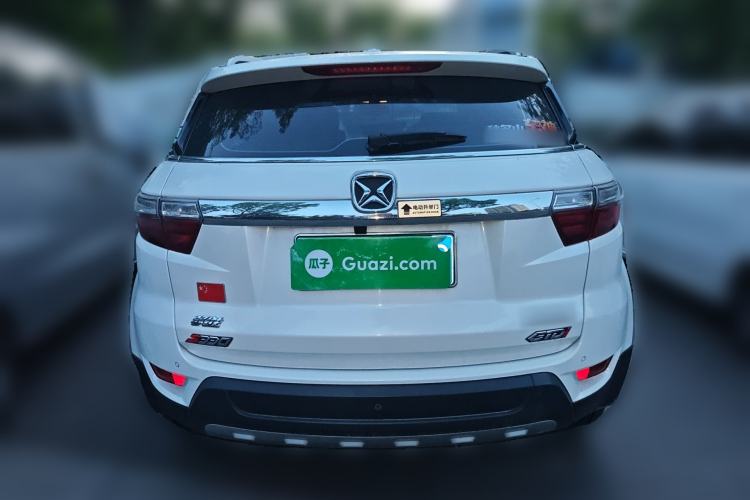 Used JMC Yusheng S330 2016 1.5L GTDi Automatic Two-Wheel Drive Prestige Edition Rear