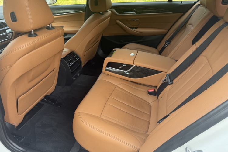 Used BMW 5 Series 2018 Restyled 530Li Leading Edition M Sport Package