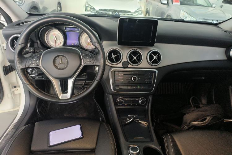 Used Mercedes-Benz GLA 2016 GLA 200 Fashion Model
