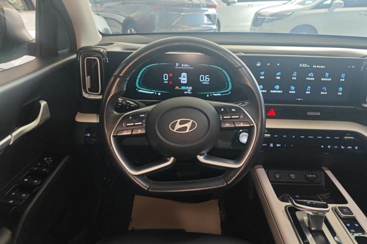 Used Hyundai ix35 2023 Musso 2.0L Prestige LUX Edition Steering Wheel