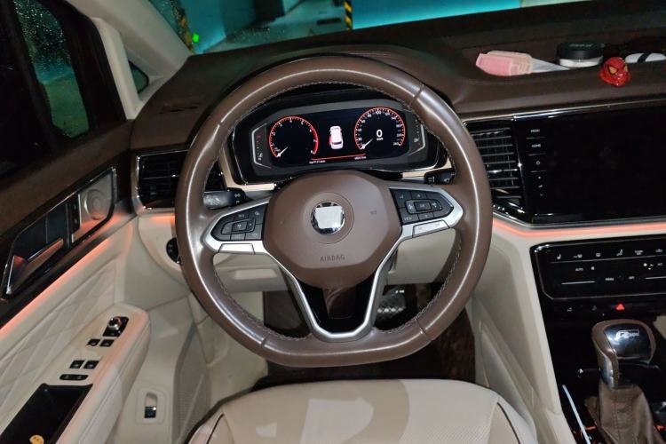 Used Volkswagen Viloran 2020 380TSI Prestige Edition