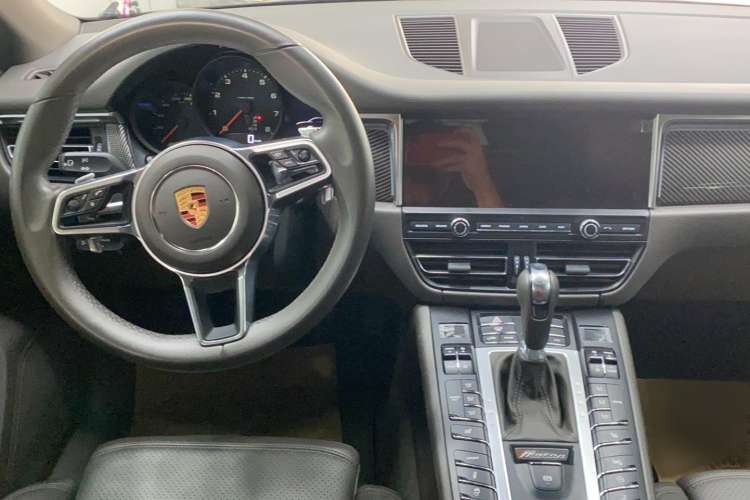 Used Porsche Macan 2018 Macan 2.0T