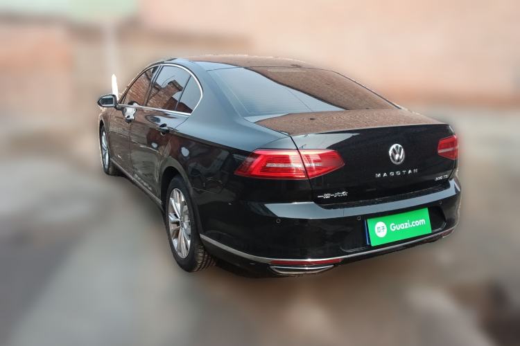 Used Volkswagen Magotan 2017 330TSI DSG Luxury Model Rear Left 45 Deg