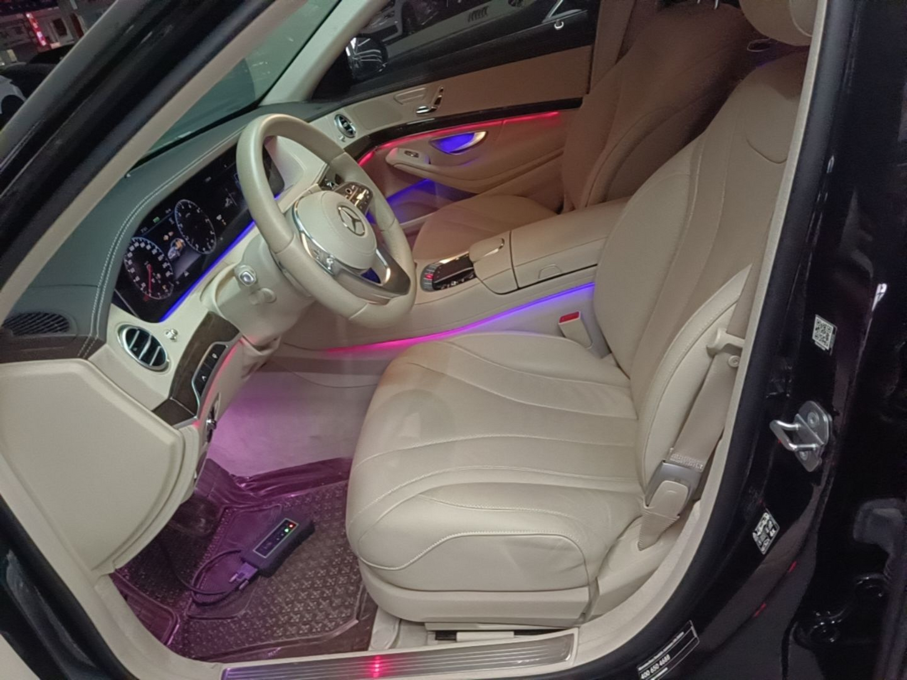 Interior delantero