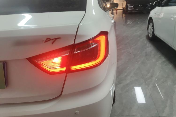 Used CHANGAN Eado DT 2018 1.6L Manual Smart Enjoyment Model
