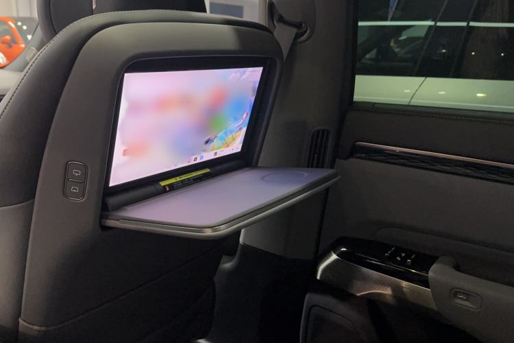 Used Zeekr 7X 2025 100kWh Long-Range All-Wheel Drive Intelligent Driving Version
