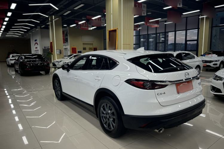 Used Mazda CX-4 2020 2.0L Automatic Two-Wheel Drive Blue Sky Dynamic Edition Exterior 3