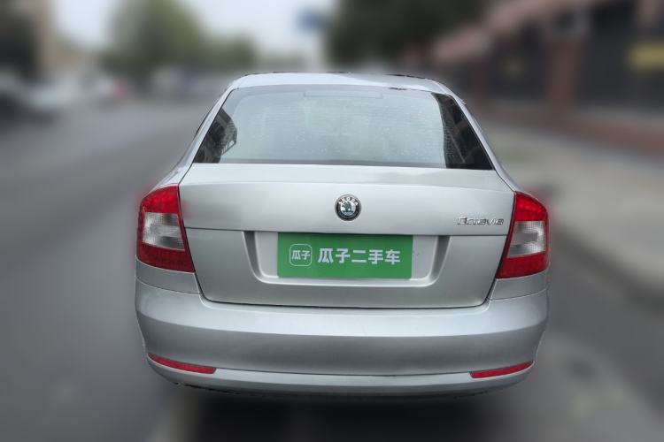 Used Skoda Octavia 2012 1.6L Manual Eado Edition