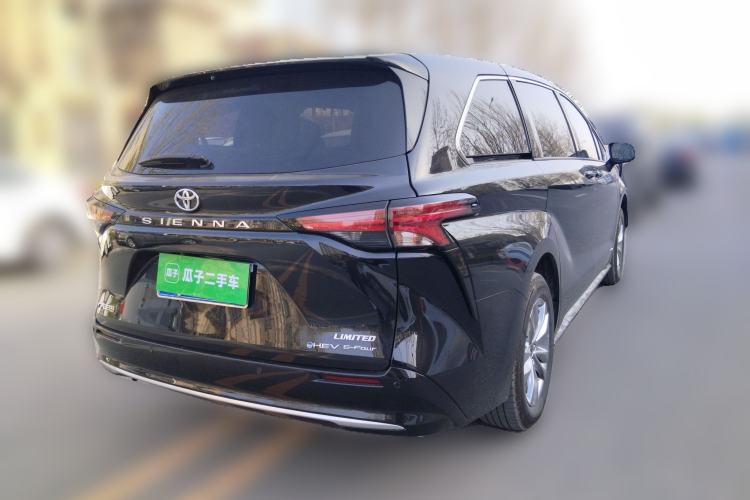 Used Toyota SIENNA 2024 2.5L Hybrid Four-Wheel Drive Prestige Edition