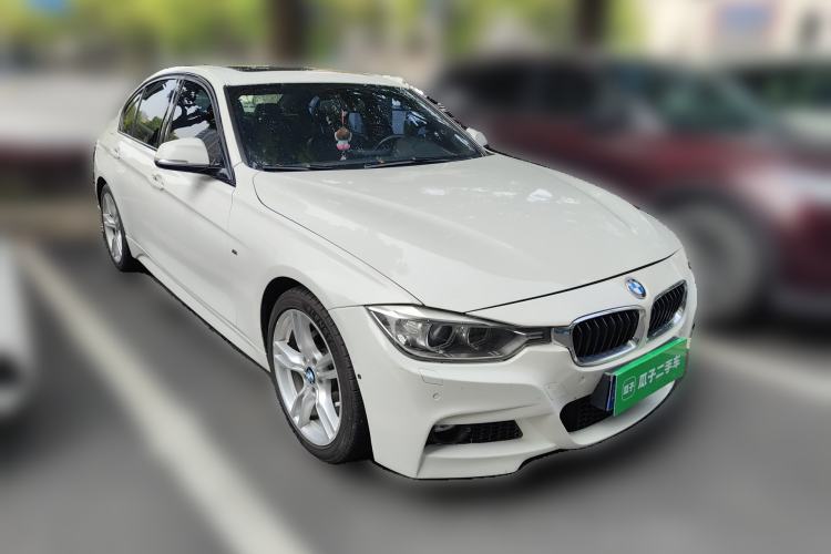 Used BMW 3 Series 2014 328i M Sport Edition Front Right 45 Deg