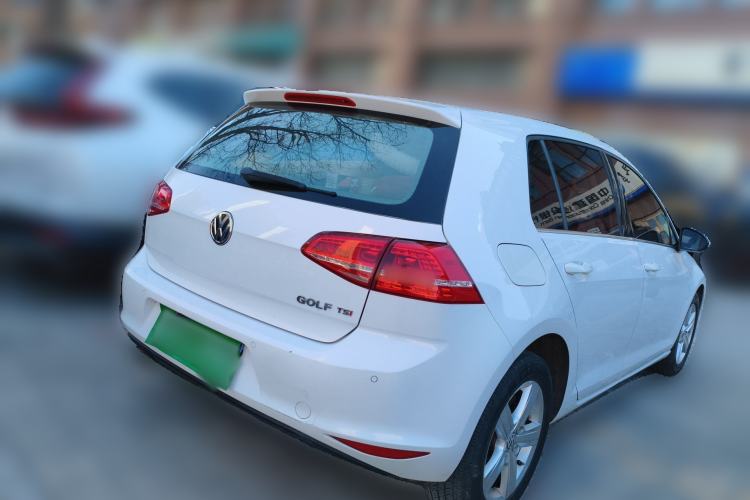 Used Volkswagen Golf 2014 1.4TSI Automatic Luxury Model
