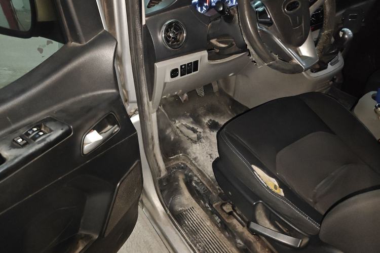 Used JAC Refine M3 2018 IKEA Edition 1.6L Luxury Smart Model