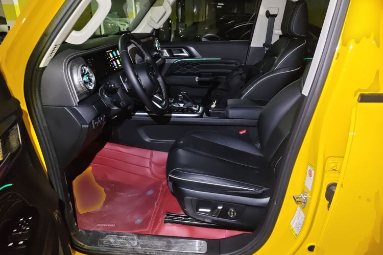 Used Tank 300 2022 2.0T Border Limited Edition Left Front Seat