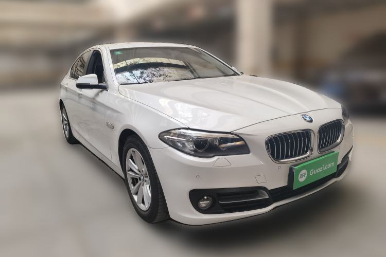 Used BMW 5 Series 2015 520i Elegant Edition
