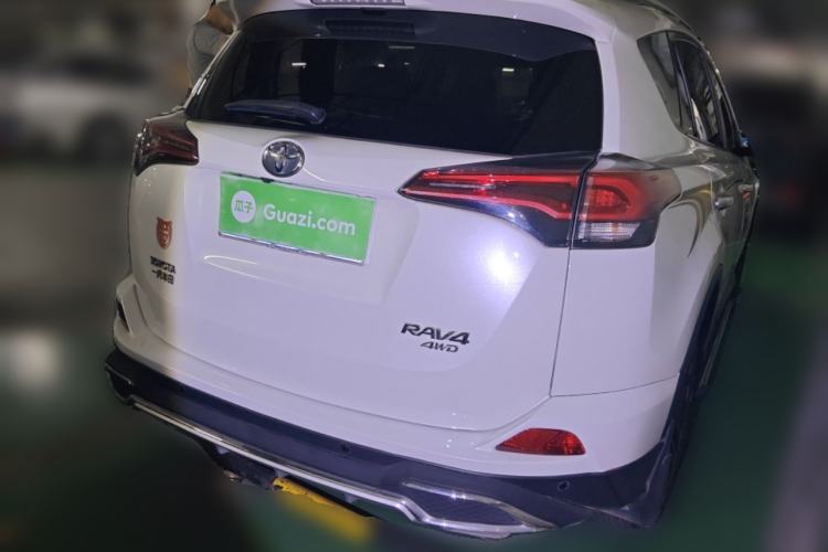 Used Toyota RAV4 2016 2.5L Automatic 4x4 Elite Edition Rear Right 45 Deg