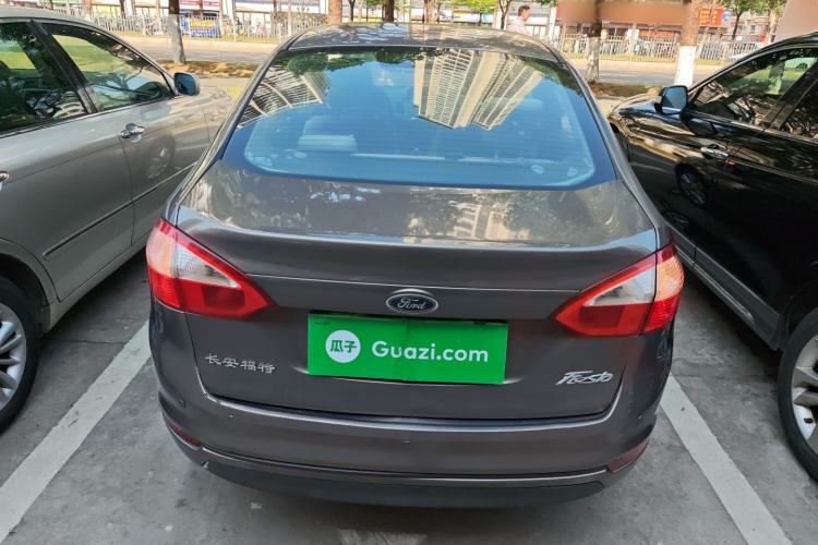 Used Ford Fiesta 2013 Sedan 1.5L Automatic Fashion Edition