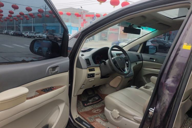 Used BYD M6 2015 2.4L Automatic Luxury Model