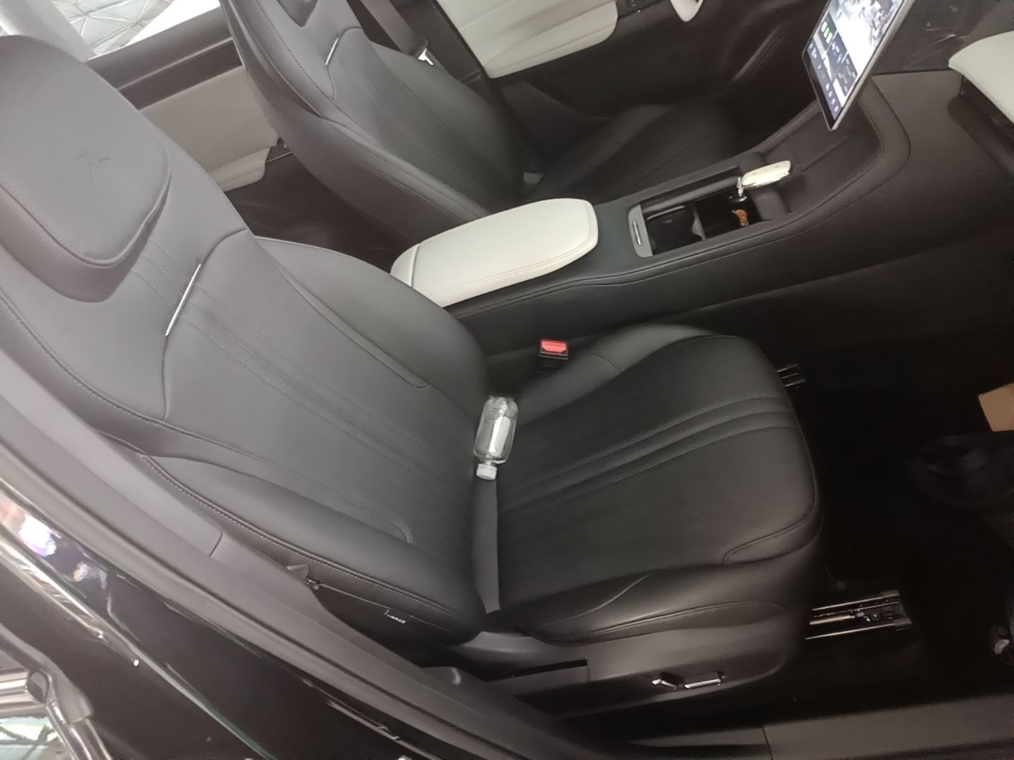 Geely Galaxy L7 2023 1.5T 115 km MAX — снимка 19