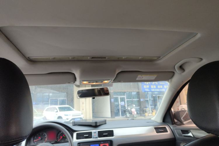 Used Volkswagen Santana 2015 1.6L Automatic Comfort Edition Headliner