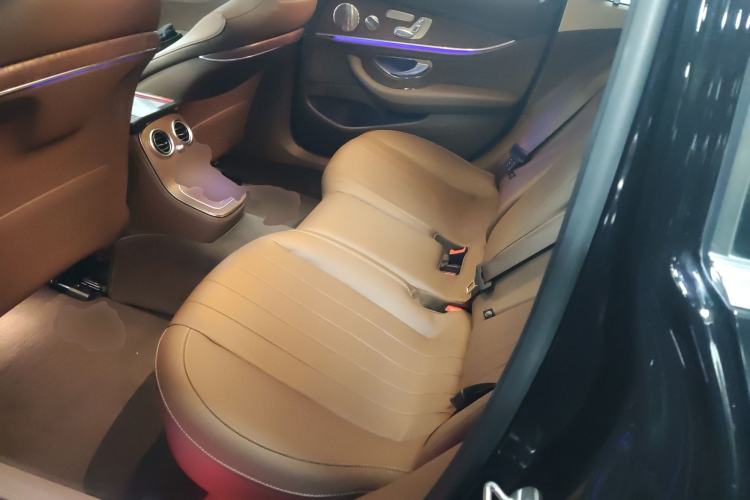 Used Mercedes-Benz E-Class 2022 Second Facelift E 300 L Luxury Edition
