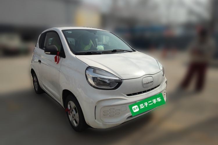 Used Roewe Clever 2021 302 km New Four-Seater Super-Efficient Version
