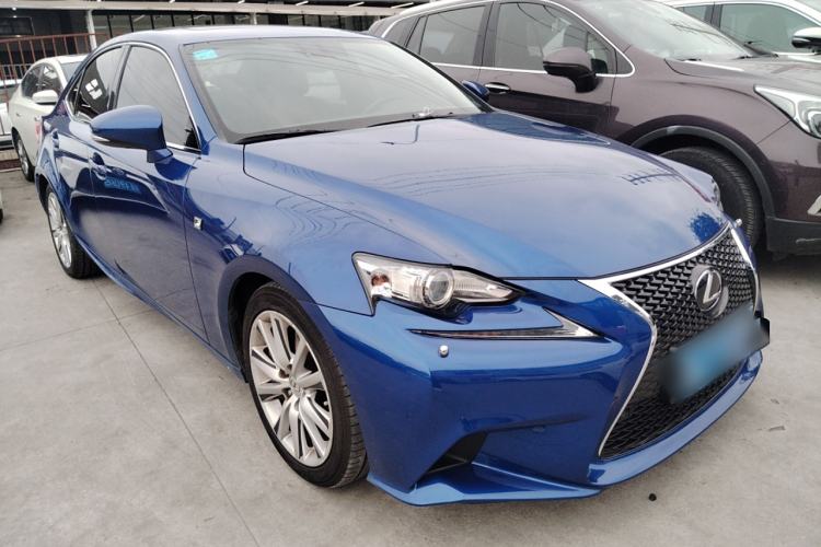 Used Lexus IS 2015 200t F SPORT
