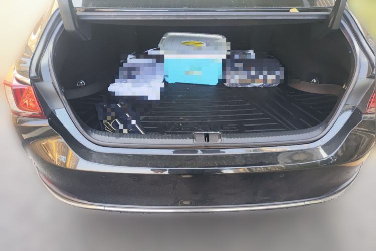 Used Lexus ES 2020 300h Deluxe Edition
