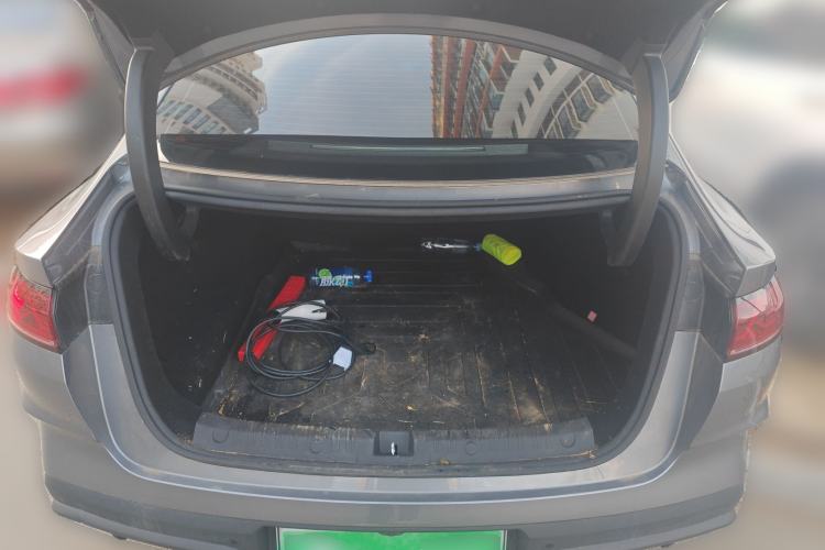 Used BYD Qin L 2025 DM-i Smart Drive 80KM Leading Model
