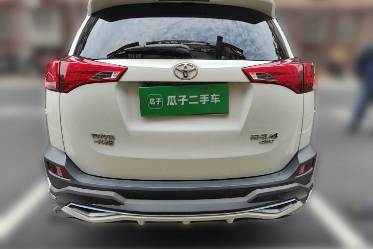 Used Toyota RAV4 2015 2.5L Automatic 4x4 Elite Edition