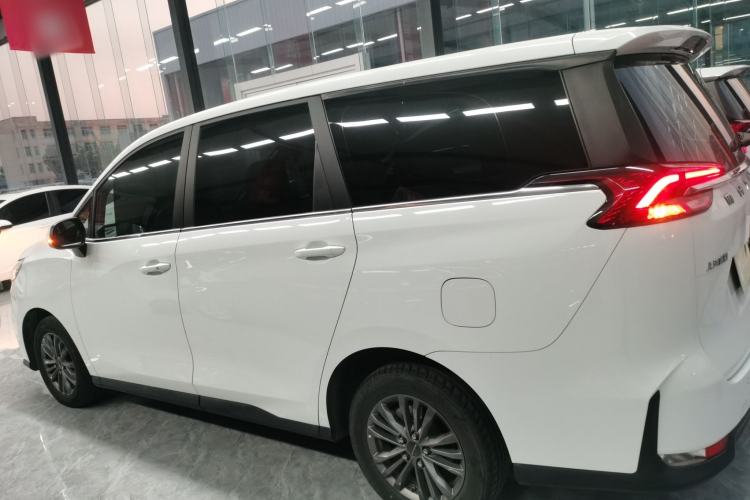 Used SAIC MAXUS Dajia 5 2022 1.3T Plug-in Enjoyment Edition 7-Seater
