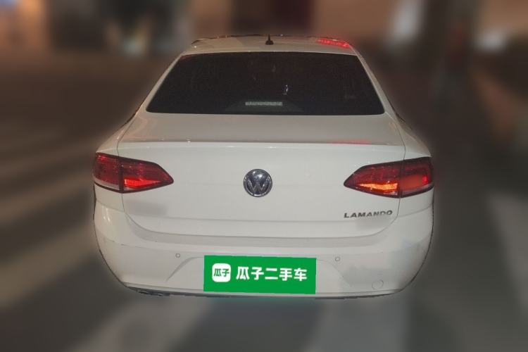 Used Volkswagen Lamando 2018 280TSI DSG Comfort Edition
