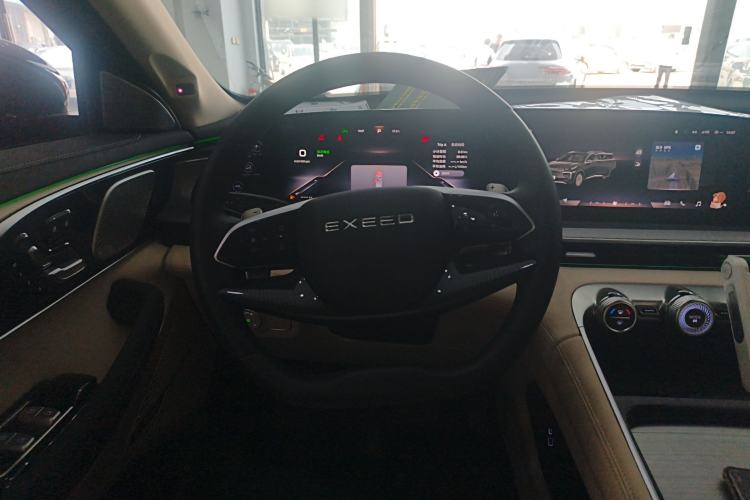 Used EXEED Lingyun 2024 400T Two-Wheel-Drive Star Prestige Edition
