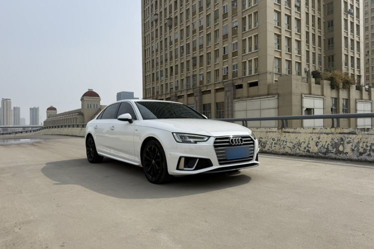 Used Audi A4L 2019 40 TFSI Fashion Edition China VI Emission Standard