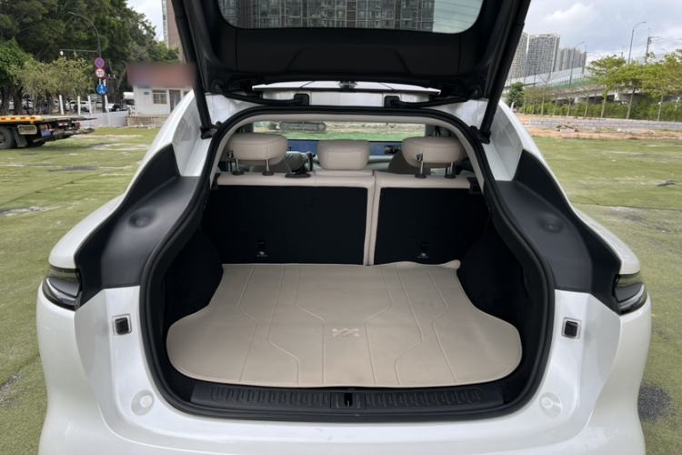 Used IM LS6 2023 Max Standard Edition Interior 7