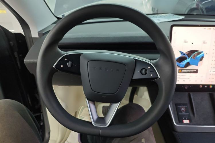 Used Tesla Model Y 2025 Long-Range All-Wheel Drive First Edition