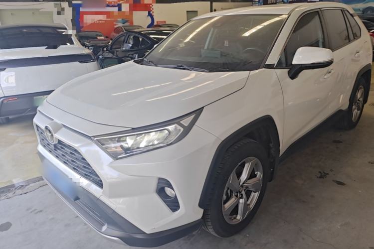 Used Toyota RAV4 2021 2.0L CVT Two-Wheel Drive Fashion PLUS Edition