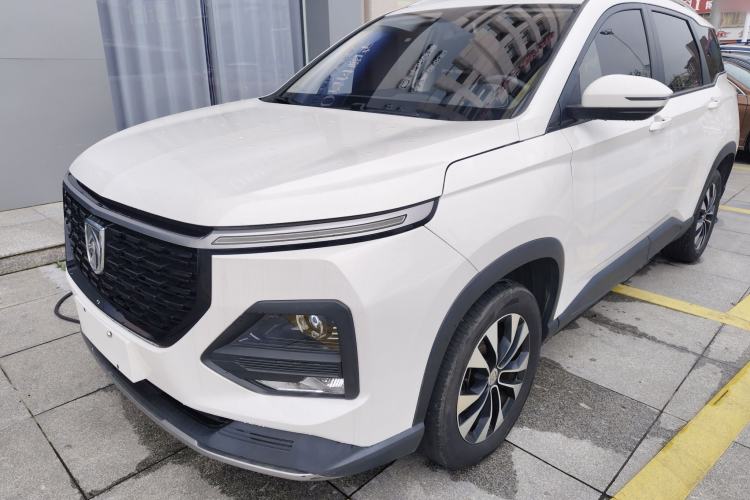 Used Baojun 530 2021 Global Car Anniversary Edition 1.5T Manual Luxury Model 6 Seats