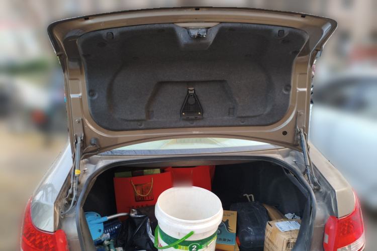 Used Geely Auto EC8 2011 2.0L Manual Comfort Edition