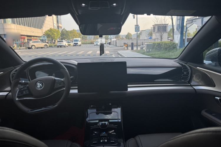 Used Ford Focus 2017 Sedan EcoBoost 125 Automatic Supreme Style SmartDrive Edition
