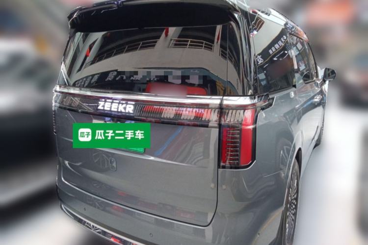 Used Zeekr 009 2024 Six-Seat Executive Version 4WD 108 kWh Rear Right 45 Deg