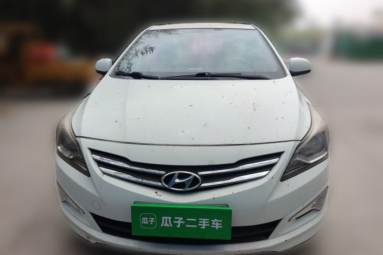 Used Hyundai Verna (older generation) 2014 1.4L Manual Smart GLS Trim Front