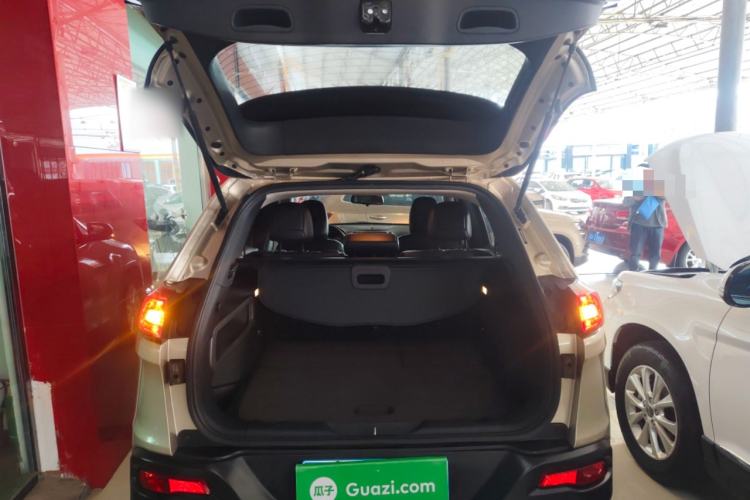 Used Jeep Cherokee 2016 2.4L Leading Edition
