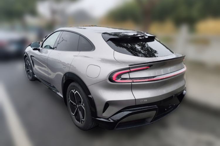 Used Xiaomi Auto YU7 2025 Ultra-Long Range All-Wheel Drive Pro Version
