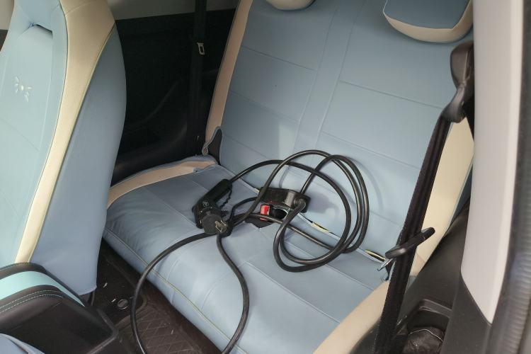 Used Chery QQ Little Ant 2021 150 000 Yuan "Ant Fan" Edition New Ant Cool Version Lithium-Ion Battery