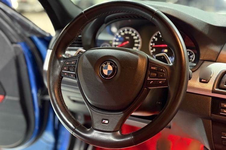 Used BMW M5 2012 M5