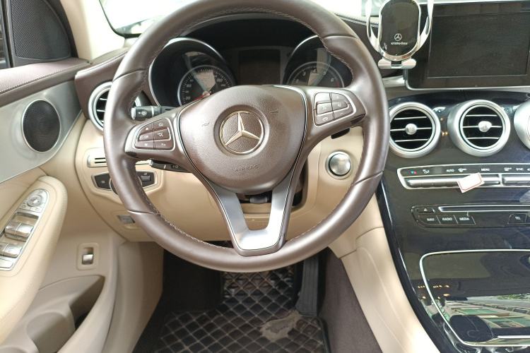 Used Mercedes-Benz GLC 2019 GLC 200 L 4MATIC
