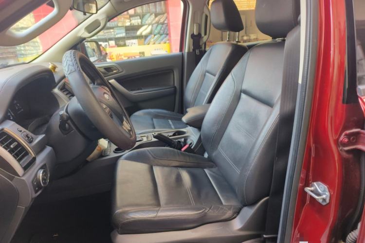 Used Ford Everest 2016 2.0T Gasoline Automatic Two-Wheel Drive Luxury Edition